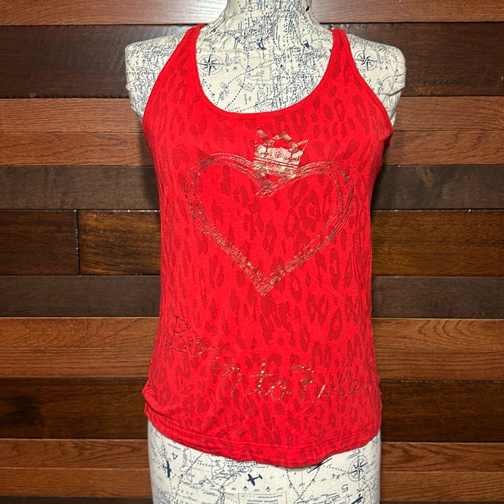Princess Vera Wang Scoop Neck Red and Gold Graphic Tank Top